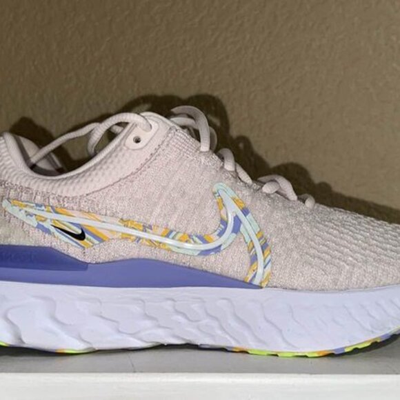 Nike React Infinity 3 - Picture 2 of 6